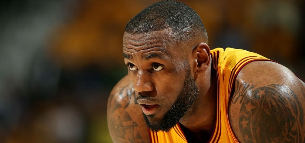 LeBron James - Cleveland Cavaliers - Golden State Warriors - Michael Jordan