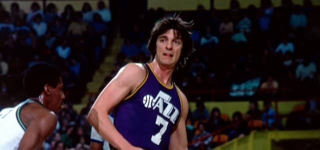 Tim Thomas - Milwaukee Bucks - Pete Maravich - Bill Fitch