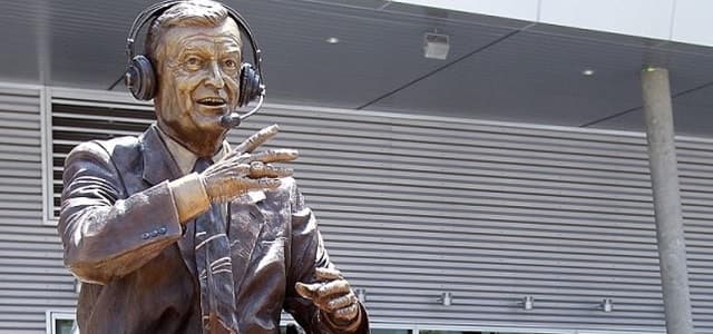 Chick Hearn - Los Angeles Lakers - Michael Jordan - Washington Wizards