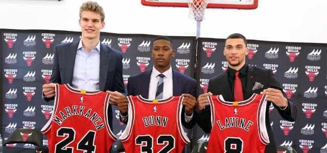 Chicago Bulls - Denzel Valentine - Zach LaVine - Robin Lopez - Lauri Markkanen