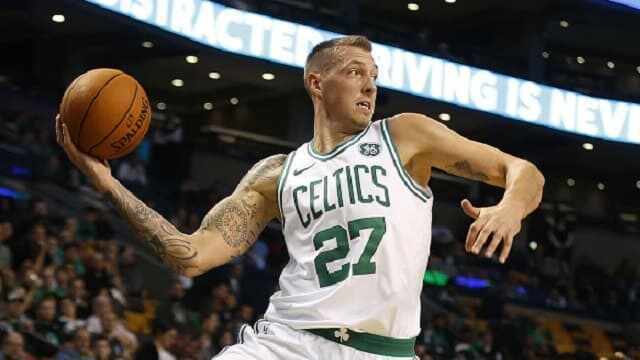 Daniel Theis - Boston Celtics - Brad Stevens - Kyrie Irving