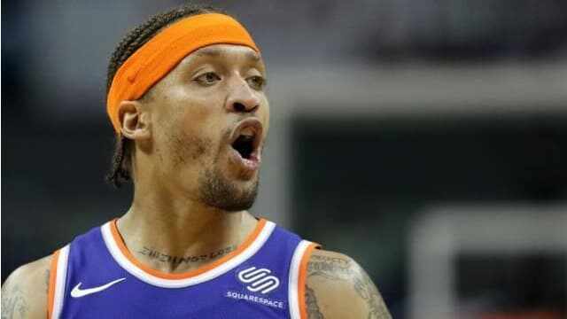 Michael Beasley - LeBron James - Magic Johnson - Los Angeles Lakers