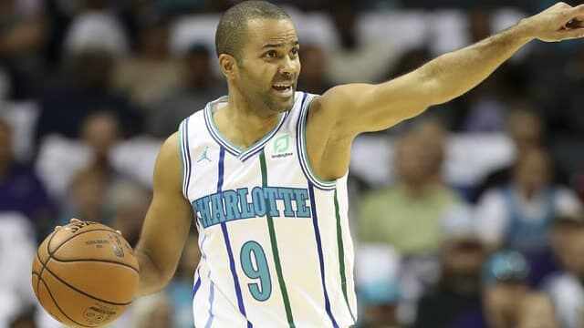 Charlotte Hornets - Tony Parker - Kemba Walker - Malik Monk - James Borrego