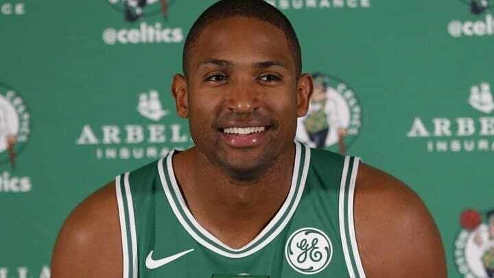 Al Horford - Giannis Antetokounmpo - Boston Celtics - Milwaukee Bucks