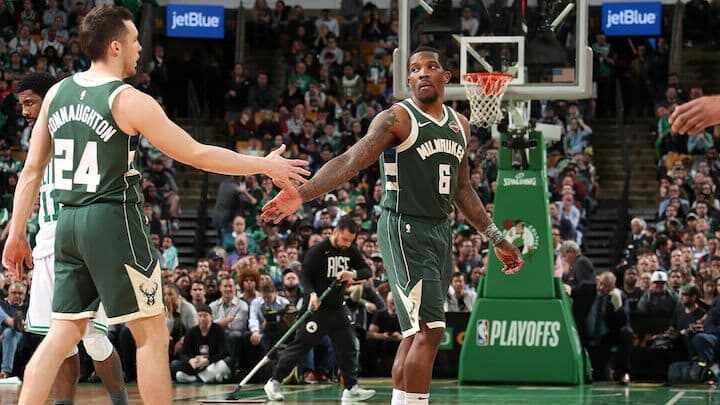 Milwaukee Bucks - Eric Bledsoe - Pat Connaughton - Mike Budenholzer