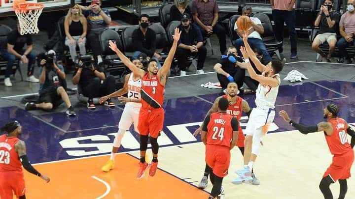 Damian Lillard - Devin Booker - Giannis Antetokounmpo - Phoenix Suns - Portland Trail Blazers