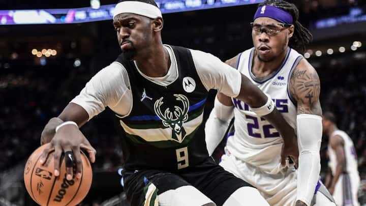 Jrue Holiday - Khris Middleton - Phoenix Suns - Cleveland Cavaliers