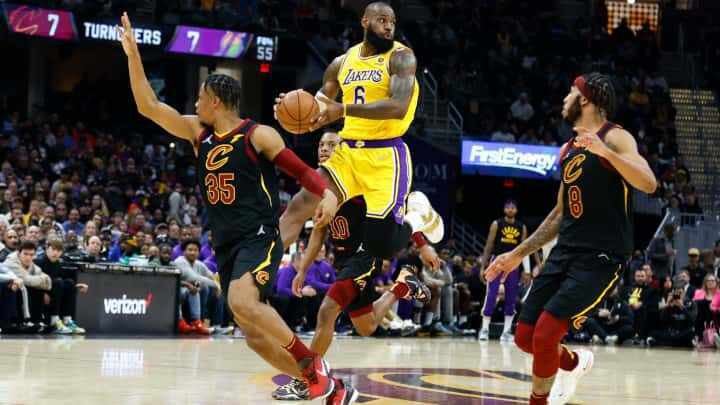 LeBron James - Los Angeles Lakers - Charlotte Hornets - Chicago Bulls