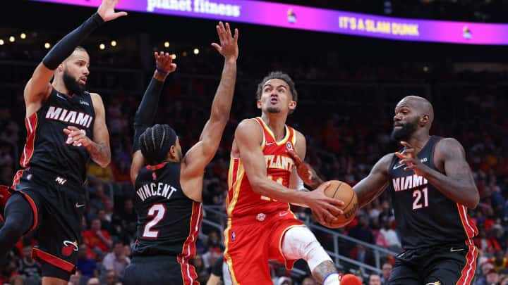 Trae Young - Atlanta Hawks - Milwaukee Bucks - Chris Paul - Deandre Ayton - Phoenix Suns