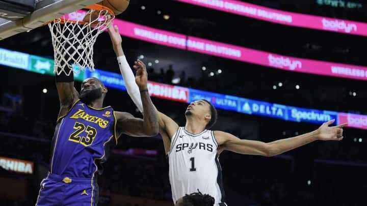 Victor Wembanyama - LeBron James - Los Angeles Lakers - Milwaukee Bucks - Giannis Antetokounmpo