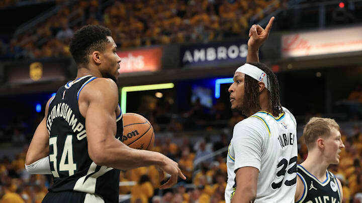 Milwaukee Bucks - Giannis Antetokounmpo